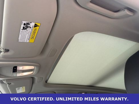 Certified 2025 Volvo XC60 B5 Core AWD/4WD image 32