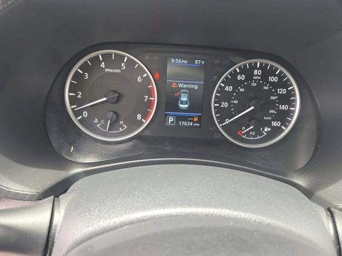 Used 2024 Nissan Sentra S FWD image 10