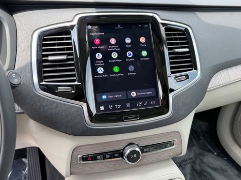 Certified 2024 Volvo XC90 B6 Plus AWD/4WD image 23