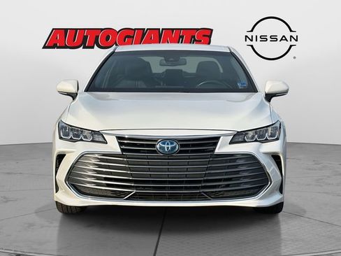 Used 2022 Toyota Avalon XLE image 7