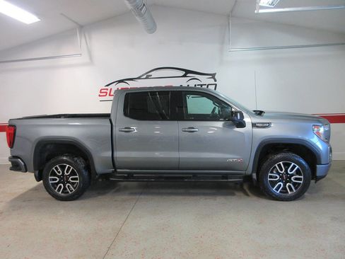 Used 2020 GMC Sierra 1500 AT4 w/ AT4 Premium Package image 5