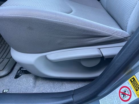 Used 2008 Toyota RAV4 4WD image 16