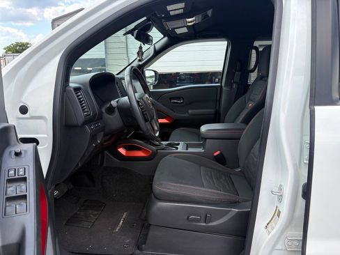 Used 2024 Nissan Frontier Pro-X RWD image 15