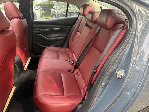 Used 2025 MAZDA MAZDA3 s image 33