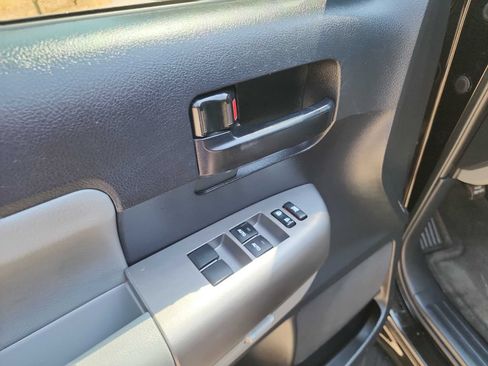 Used 2013 Toyota Sequoia SR5 w/ Premium Pkg RWD image 13