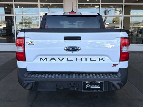 Used 2024 Ford Maverick XLT FWD image 12