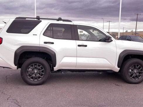 Used 2025 Toyota 4Runner SR5 image 2