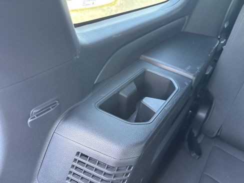 Used 2025 Toyota Sequoia SR5 AWD/4WD image 36
