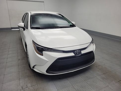 Used 2023 Toyota Corolla LE image 14