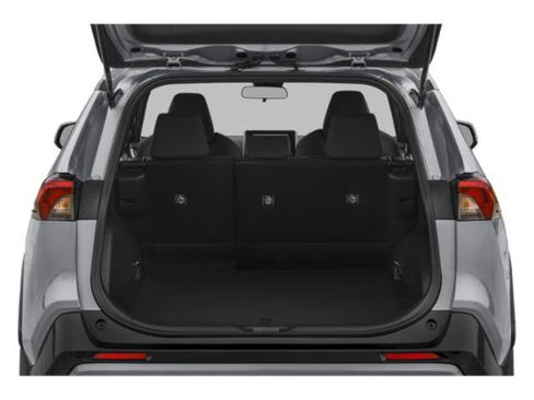 Used 2025 Toyota RAV4 SE image 11