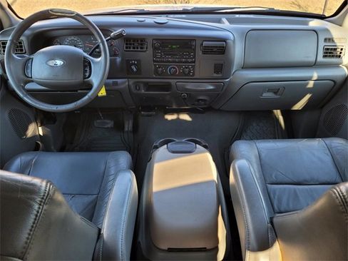 Used 2003 Ford F350 Lariat image 18