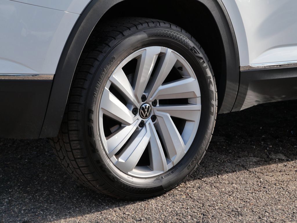 Used 2021 Volkswagen Atlas SEL AWD/4WD image 7