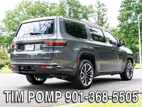 Used 2022 Jeep Wagoneer Series III w/ Premium Group I RWD image 5