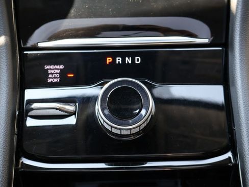 Used 2022 Jeep Grand Cherokee Limited AWD/4WD image 19