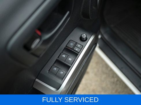 Used 2023 Toyota Tacoma SR5 AWD/4WD image 18