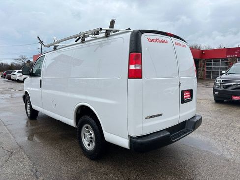 Used 2020 Chevrolet Express 2500 w/ Communications Package RWD image 3