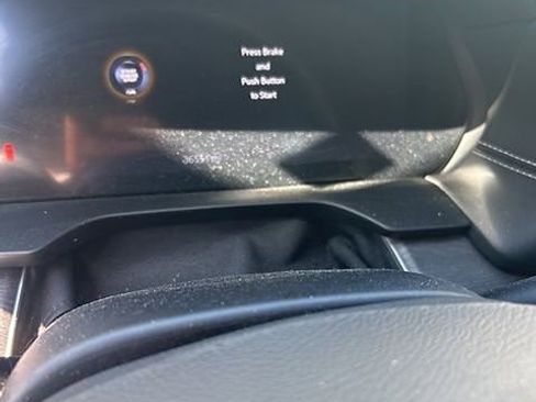 Used 2023 Jeep Grand Cherokee L Limited w/ Luxury Tech Group II AWD/4WD image 7