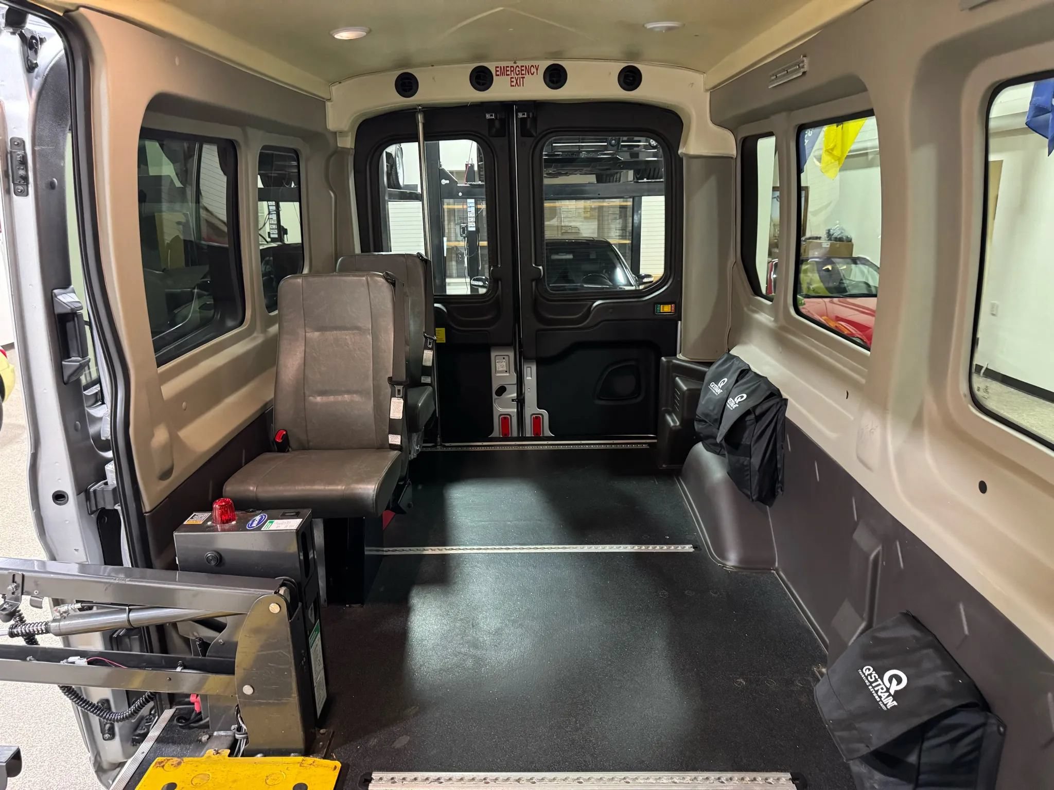 Used 2015 Ford Transit 350 148 Medium Roof RWD image 46