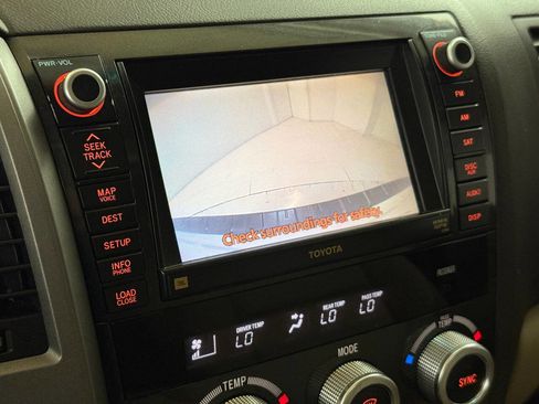 Used 2011 Toyota Sequoia Platinum image 52