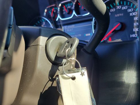 Used 2017 GMC Sierra 1500 SLT w/ SLT Premium Package image 28