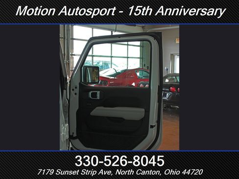 Used 2021 Jeep Wrangler Unlimited Sahara AWD/4WD image 40