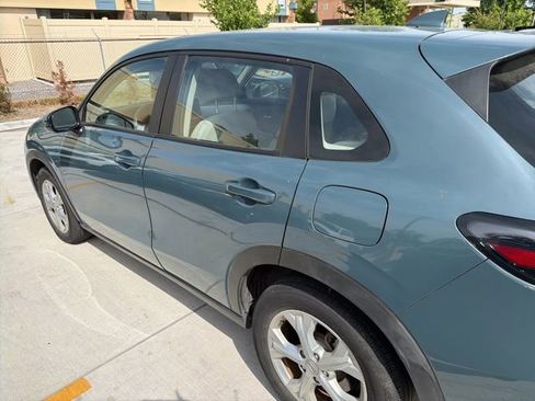 Used 2023 Honda HR-V LX image 8