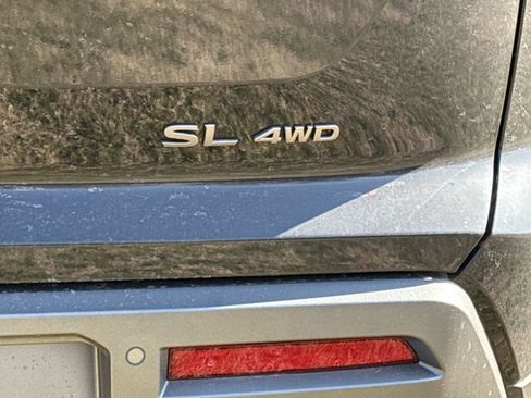 New 2026 Nissan Pathfinder SL image 10