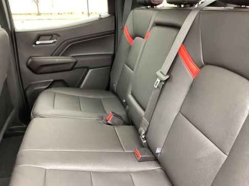 Used 2023 Chevrolet Colorado Z71 w/ Z71 Convenience Package 2 image 13