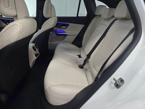 New 2026 Mercedes-Benz GLC 300 4MATIC image 18