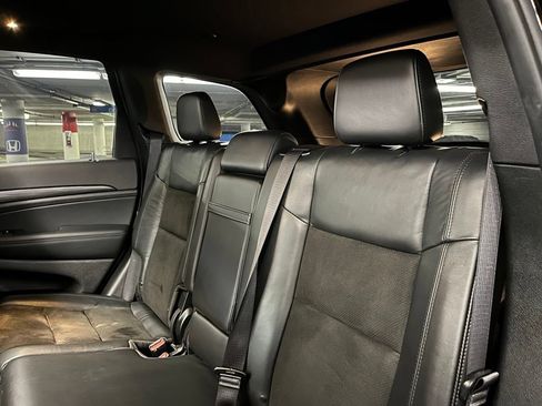 Used 2021 Jeep Grand Cherokee Laredo X AWD/4WD image 20