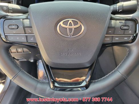 Certified 2025 Toyota Mirai XLE RWD image 18