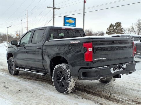 Used 2024 Chevrolet Silverado 1500 LT Trail Boss image 7