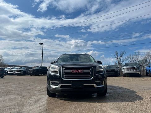 Used 2017 GMC Acadia Limited SLT AWD/4WD image 4