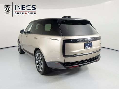 Used 2023 Land Rover Range Rover SE AWD/4WD image 10