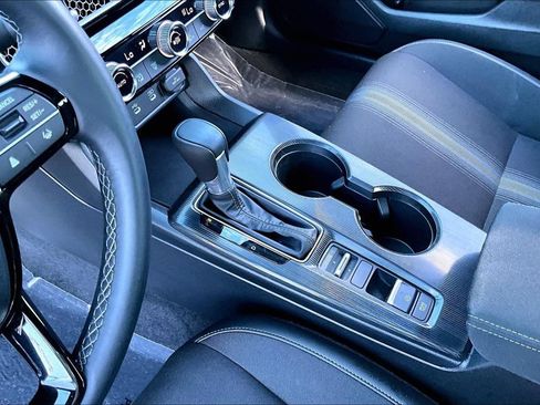 Certified 2025 Honda Civic Sport image 13