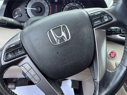 Used 2014 Honda Odyssey EX-L image 17