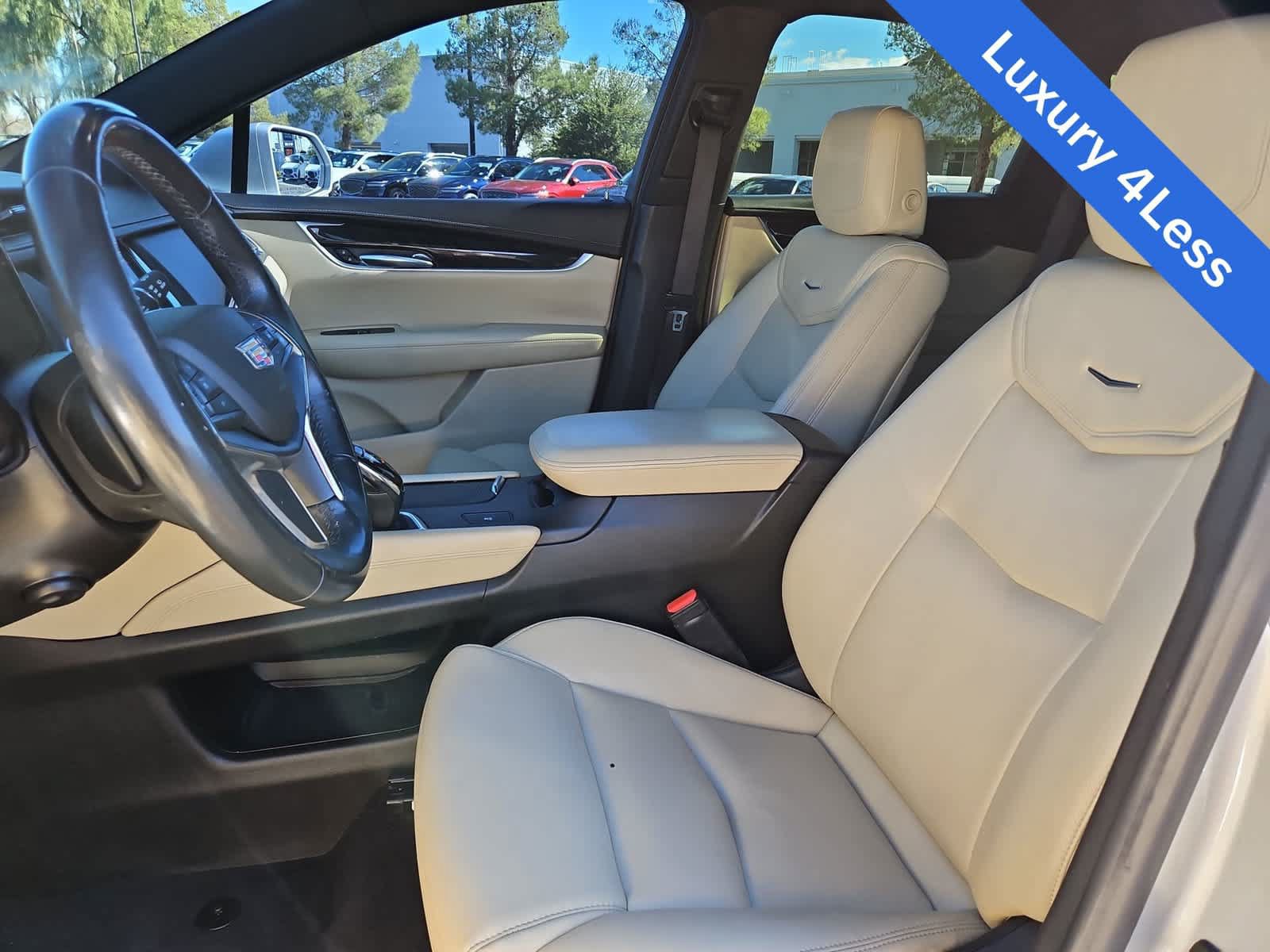 Used 2018 Cadillac XT5 FWD image 15