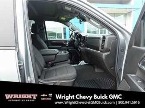 Used 2024 Chevrolet Silverado 2500 LT image 28