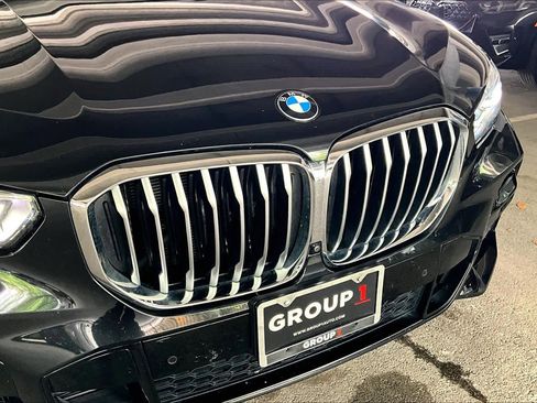 Used 2022 BMW X5 xDrive40i w/ M Sport Package AWD/4WD image 29