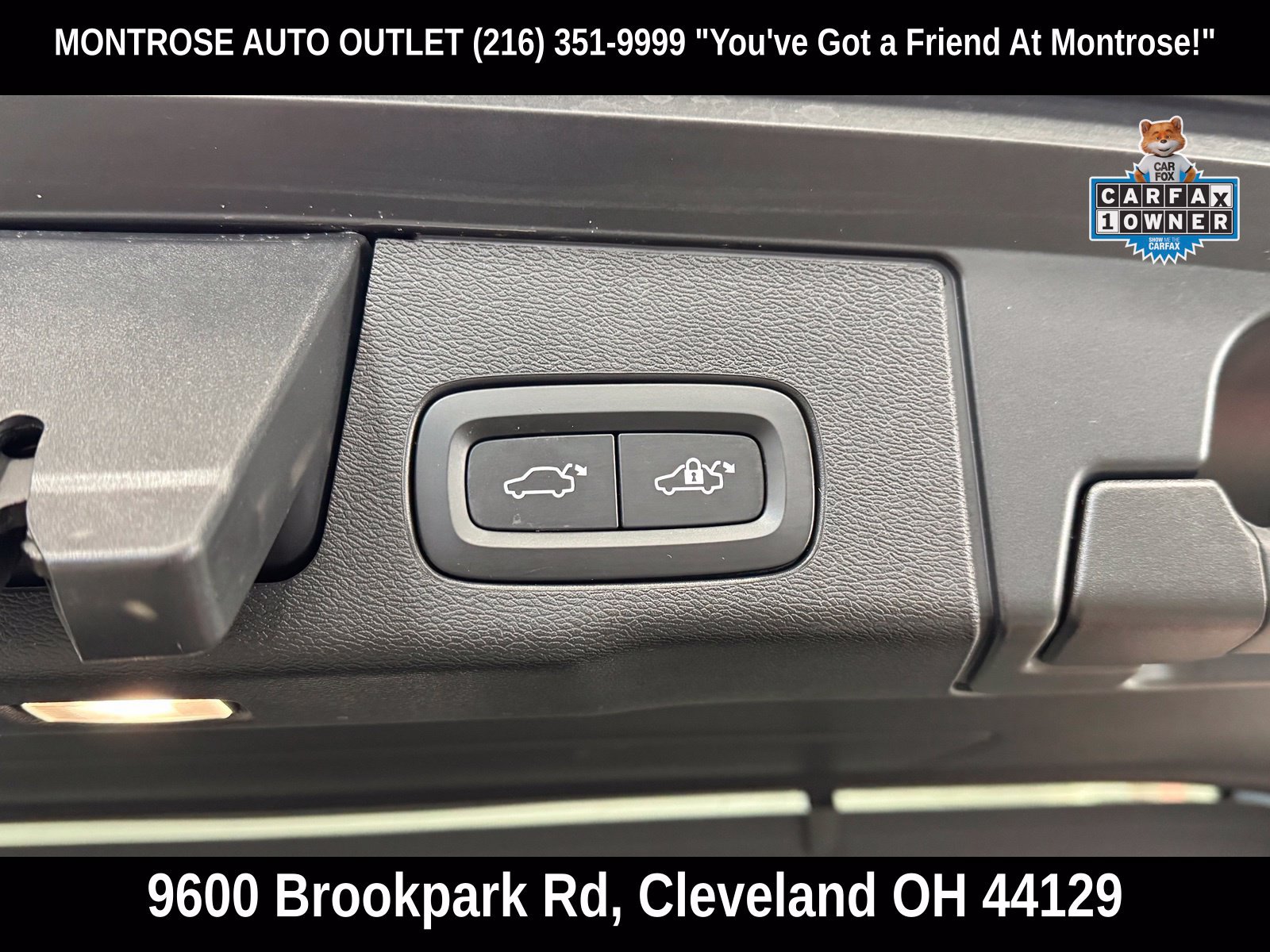 Certified 2023 Volvo XC60 B6 Ultimate w/ Protection Package Premier AWD/4WD image 47