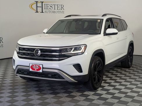 Used 2022 Volkswagen Atlas SE AWD/4WD image 4