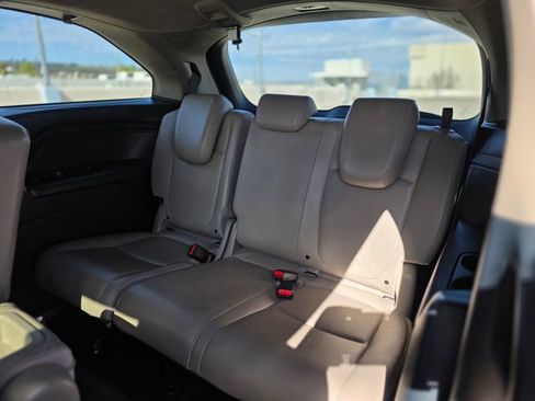 Used 2024 Honda Odyssey EX-L image 16