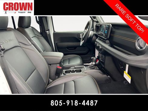 Used 2024 Jeep Wrangler Unlimited Sahara w/ Safety Group image 15