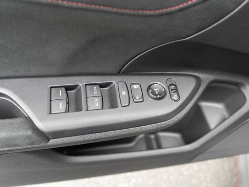 Used 2019 Honda Civic Type R image 11