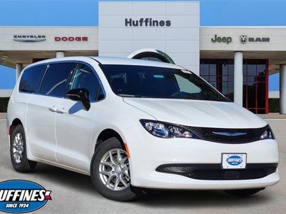 New 2026 Chrysler Voyager LX