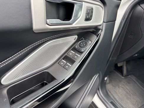 Used 2022 Ford Explorer ST w/ ST Street Pack image 24