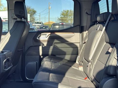 New 2026 GMC Sierra 1500 Denali w/ Technology Package AWD/4WD image 9