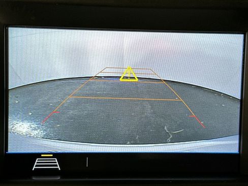 Used 2018 GMC Terrain SLT w/ Preferred Package image 17