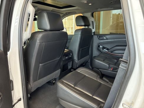 Used 2020 GMC Yukon SLT AWD/4WD image 13