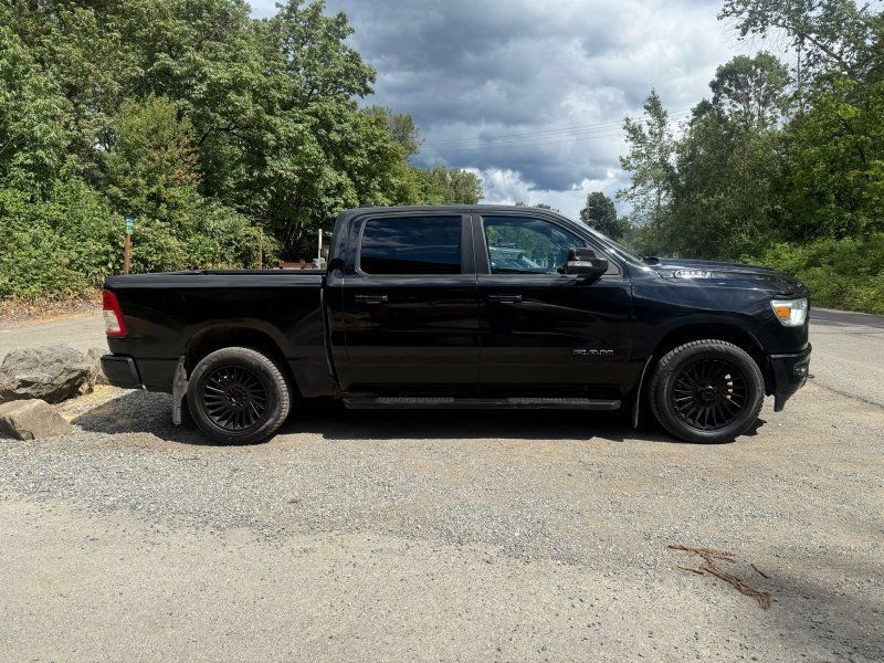 Used 2022 RAM 1500 Big Horn AWD/4WD image 11